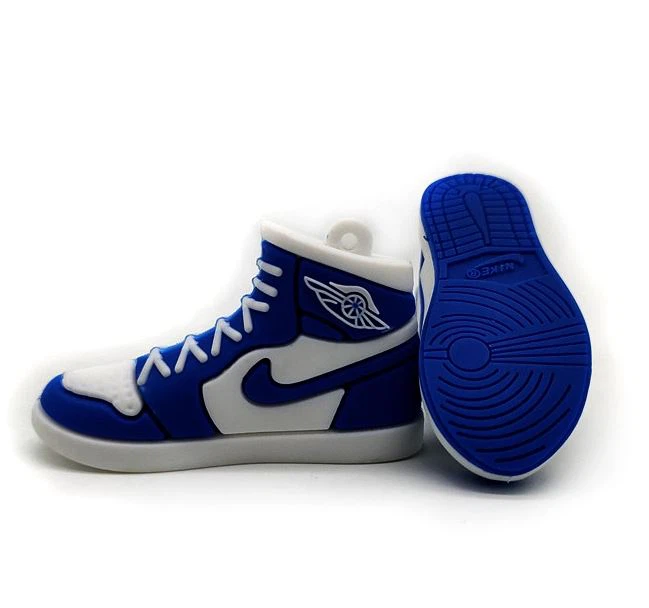 3D Bear Souvenir Pvc Keychain For Match